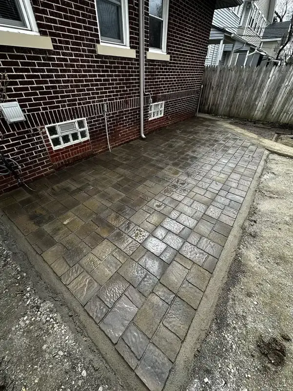 Paver patio installed by Iron Edge in Columbus OH